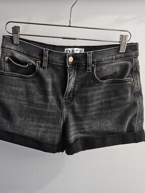 Daze Womens "Dad's Girl" Rolled Cuff Jean Short 29 Black/Grey Like New High Rise